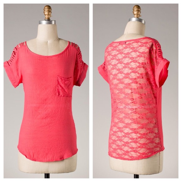 ***SOLD***Coral Top - Picture 1 of 1