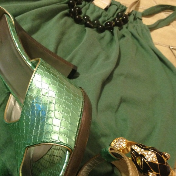 Michael Kors Tank in Green!! - Picture 2 of 4