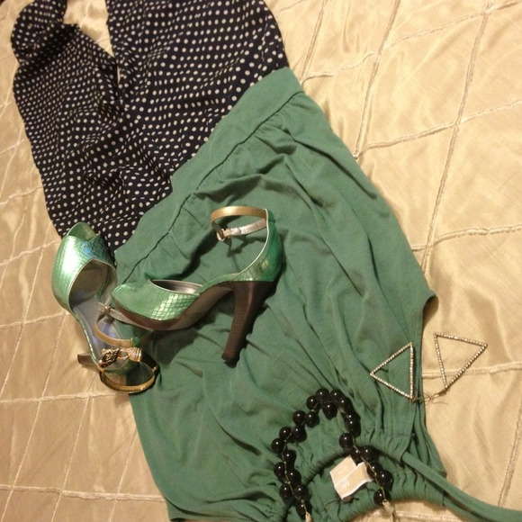 Michael Kors Tank in Green!! - Picture 4 of 4