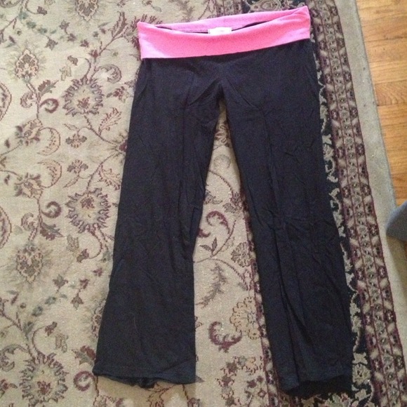 Bundle! Reserved! - Picture 2 of 3