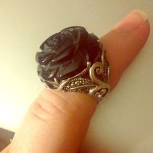 Black rose silver ring