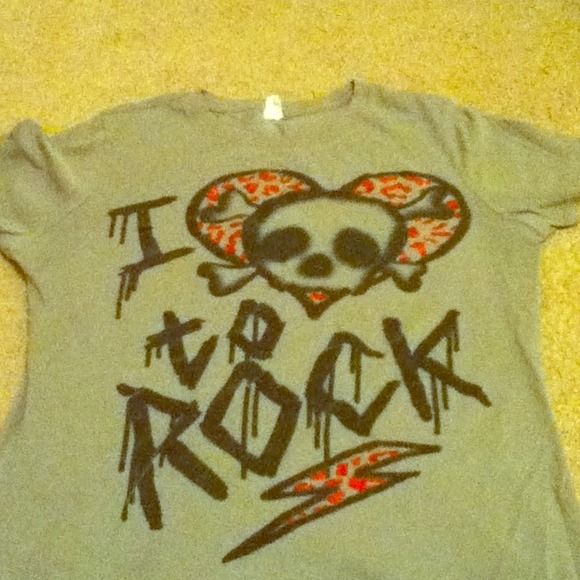 I heartto rock brown glitter shirt.