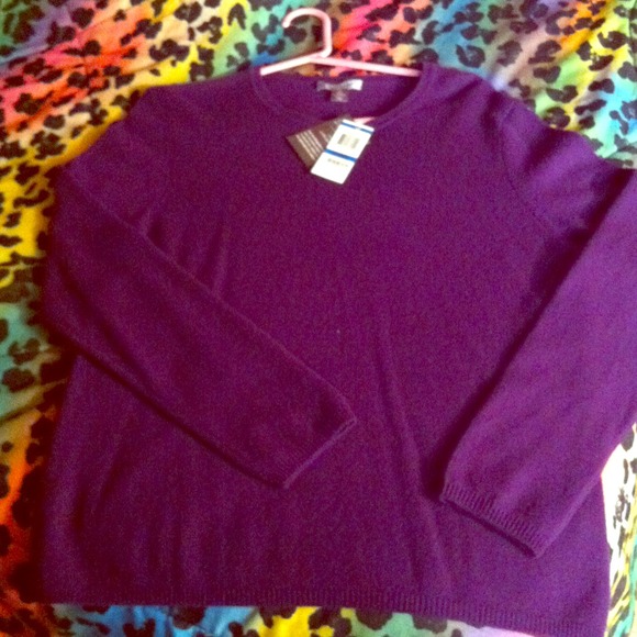 Charter club purple cashmere sweater