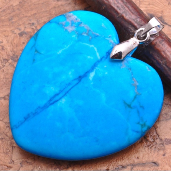 Turquoise pendant,With silver chain - Picture 1 of 1
