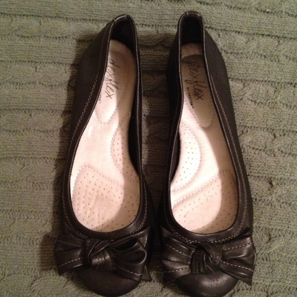 Black flats