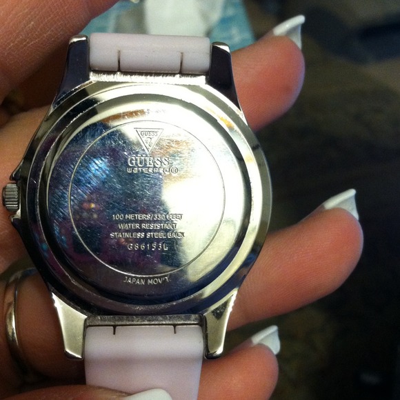 🚫🚫SOLD🚫🚫Guess watch - Picture 2 of 4