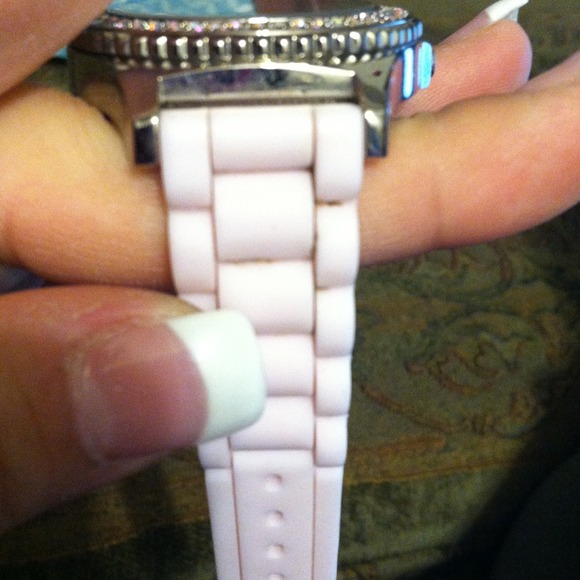 🚫🚫SOLD🚫🚫Guess watch - Picture 4 of 4