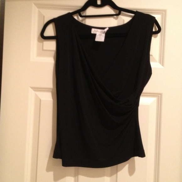 SOLD in bundle - Jones New York black tank