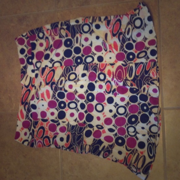 Great colorful skirt