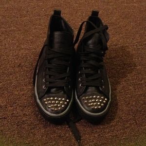 Stud sneakers
