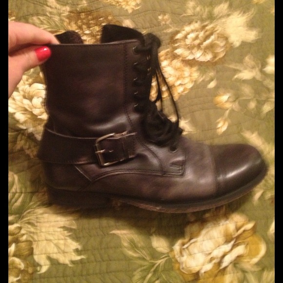 Ankle height military boot