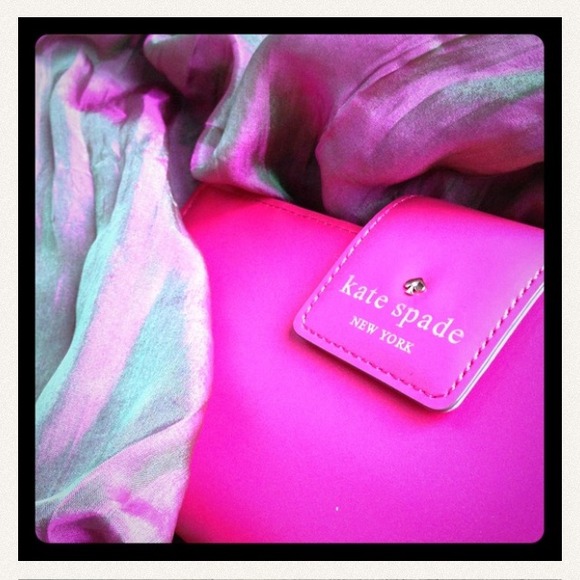 🎉SOLD🎉Kate Spade wallet