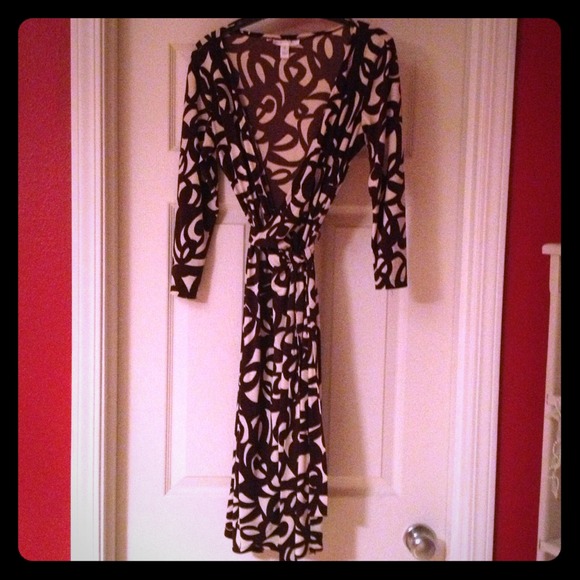 SOLD - Picture 1 of 2