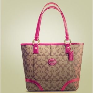 SOLD***** Authentic NEW Coach Peyton Tote - Pink
