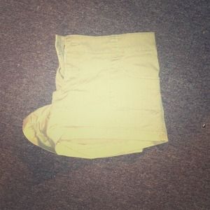 Khaki Short Shorts!