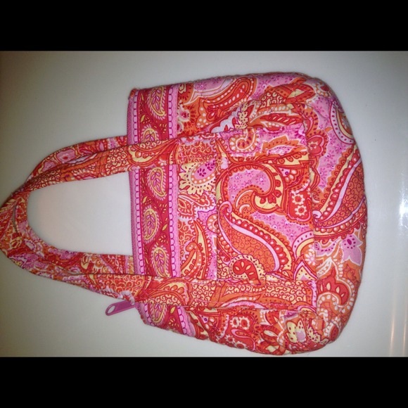 🌞Cutest little Vera Bradley bag!🌞 7 1/2" by 6 "