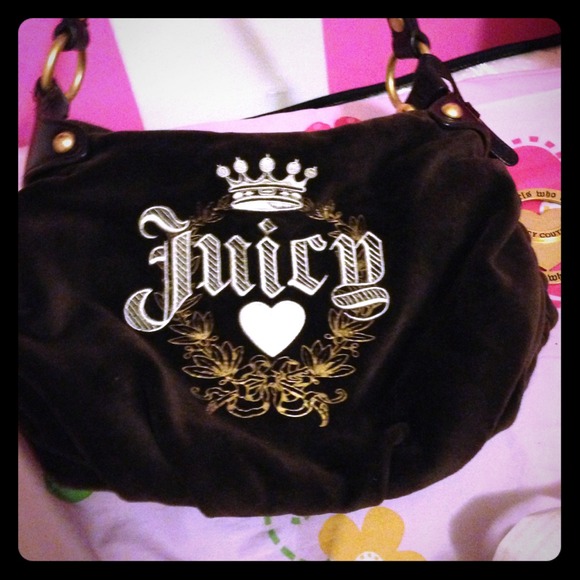 Juicy Couture Handbags - 🔴Reduced🔴Juicy will take 55 w pp