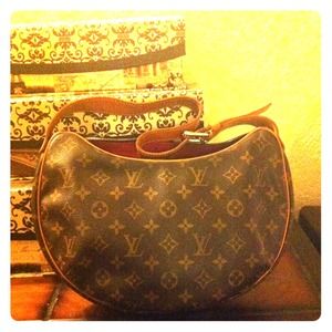 Authentic Louis Vuitton Monogram Croissant PM