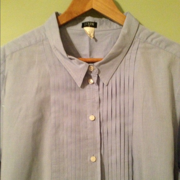 SOLD XL J. Crew light chambray pintuck top.