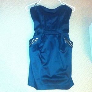 Bebe studded pocket dress size small