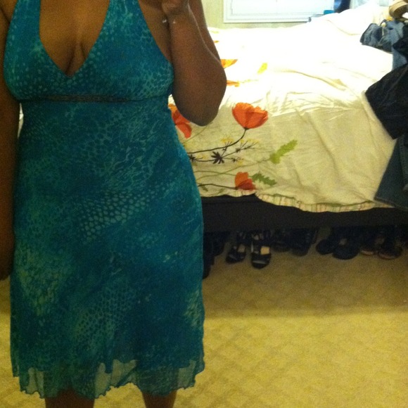 💸💸final reduction BCBG DRESS - Picture 3 of 4