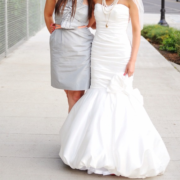 Dresses & Skirts - Wedding gown Dresses & Skirts - Wedding gown