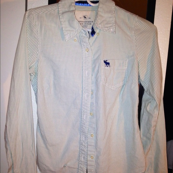 Abercrombie & Fitch shirt .