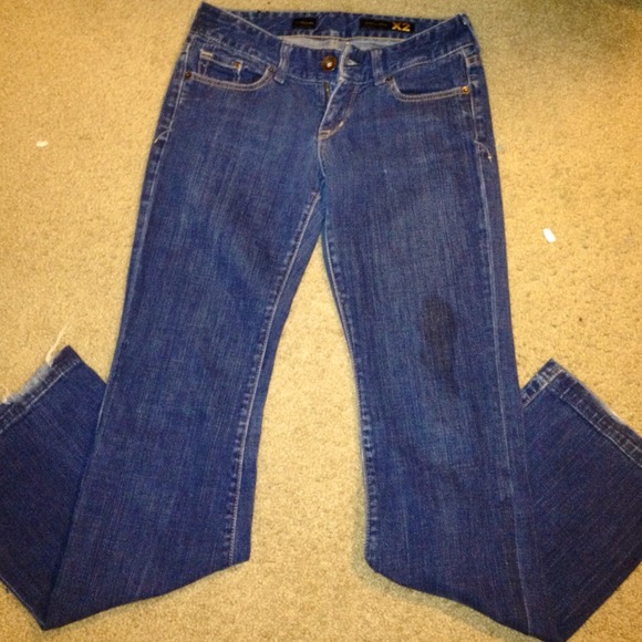 Express jeans.
