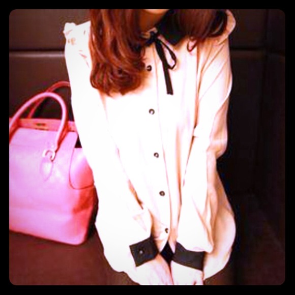 Pleated Collar Sleeve Shirt