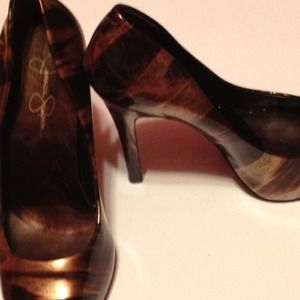 Jessica Simpson Tiger Print Pumps!! Size 8 1/2