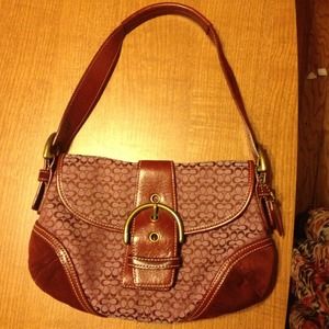 Autentic Coach Shoulder purse!!👍👍REDUCED 🌟
