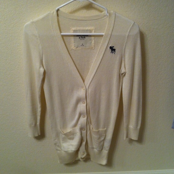 Abercrombie & Fitch Sweaters - Abercrombie Cream Cardigan