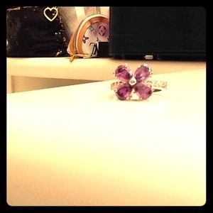 Purple flower crystal ring