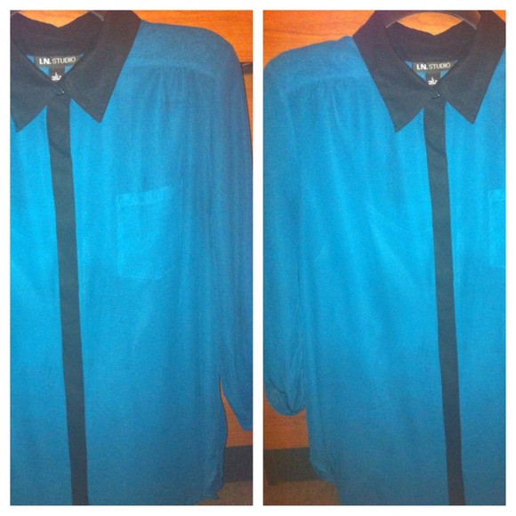 Sheer Blouse...💙💚