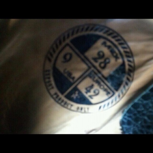 SOLD YA'LL ❌❌❌❌❌❌❌❌ - Picture 2 of 2