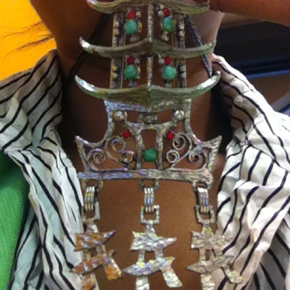 Detachable necklace ornament - Picture 1 of 4