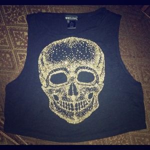 Skull head half shirt