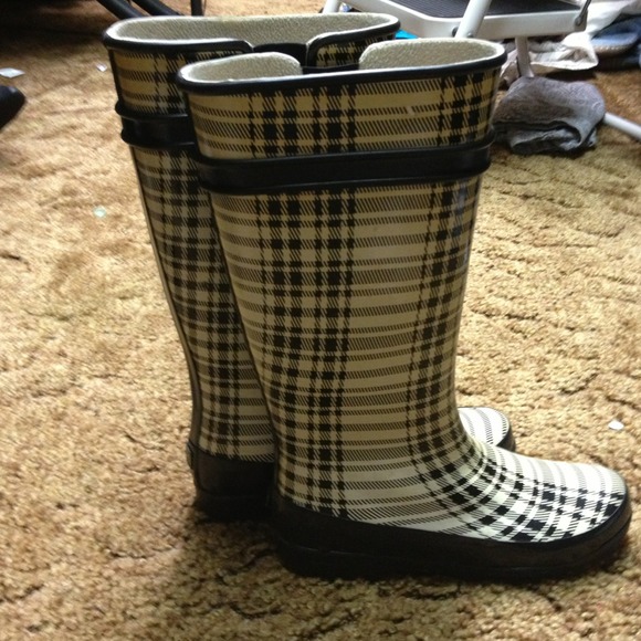 Sold - Picture 4 of 4