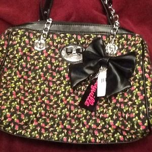 Betsey vile satchel
