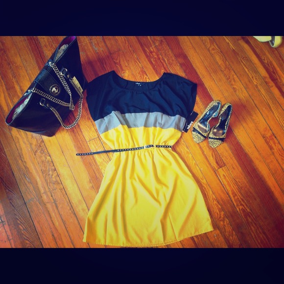 Pretty summer dress!!
