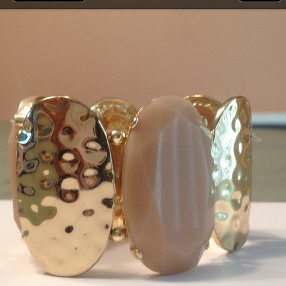 New tan and gold stretch bracelet