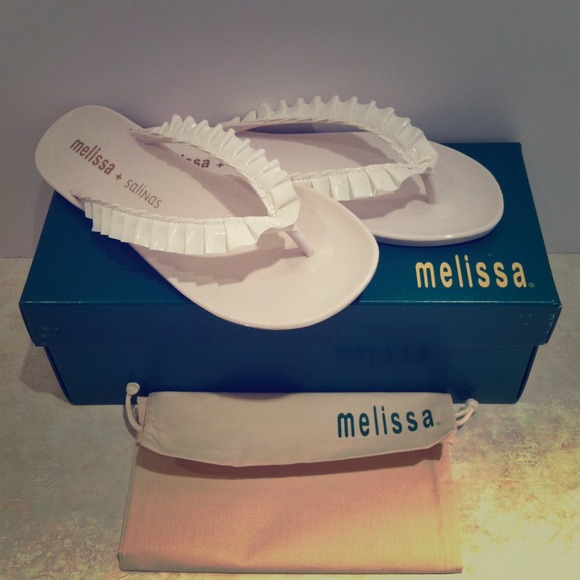 Mellissa rubber sandals with ruffle detail