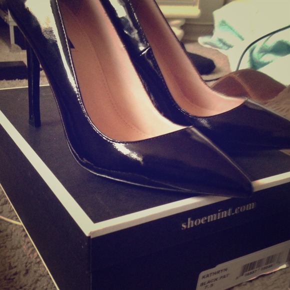 Shoemint 7.5 Catherine heels