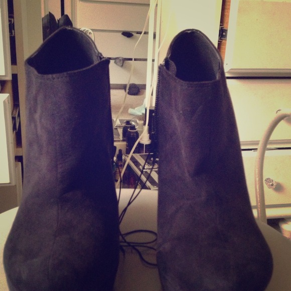 Forever 21 wedge booties