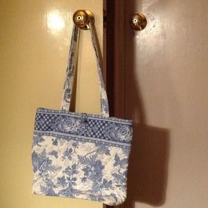 ******Sold....Vera bradley bag...