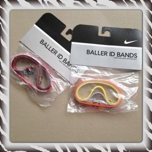 ⚠Reduced Bundles⚠NIKE BALLER BAND FOR JULIEA214