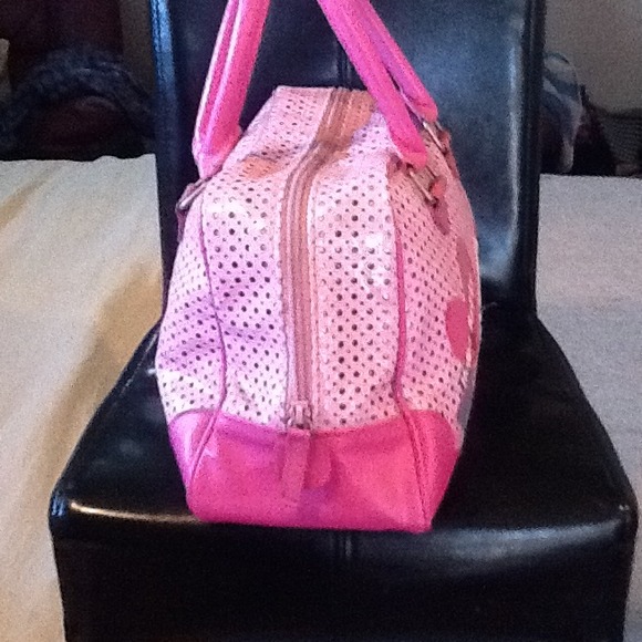 Cute hello kitty purse - Picture 3 of 4