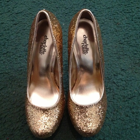 Shimmer Gold heels - Picture 2 of 4