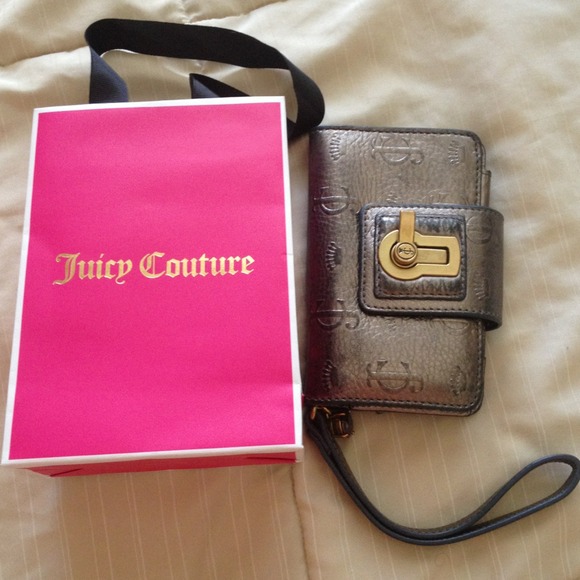 Juicy Couture iPhone4, 4s, 5 case and wallet.