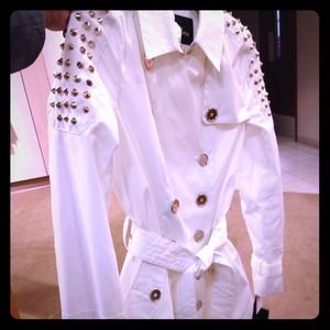 XS white spike trench  jacket